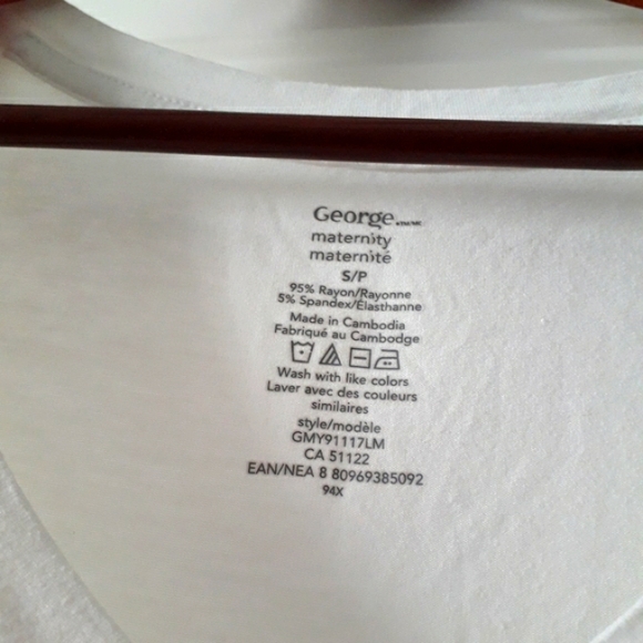 George Maternity White Vneck T-Shirt - Picture 3 of 6